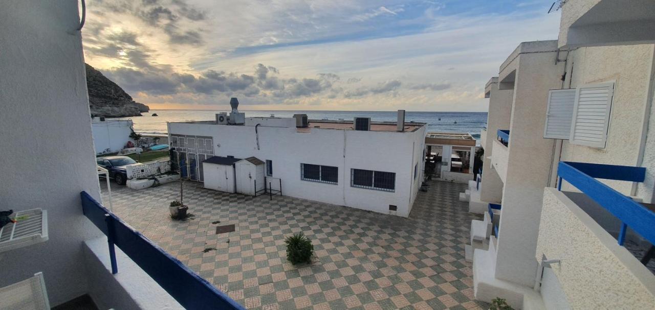 Precioso Apartamento a 40 metros del mar Agua Amarga  Exterior foto
